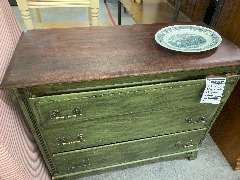 Virginia house green 3 drawer dresser with change holder