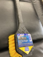 Bulldozer Extra Reach Gong Brush